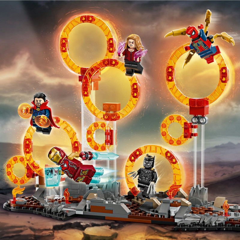 LEGO Marvel Super Heroes - Razbunatorii: Sfarsitul jocului Batalia finala - 76323