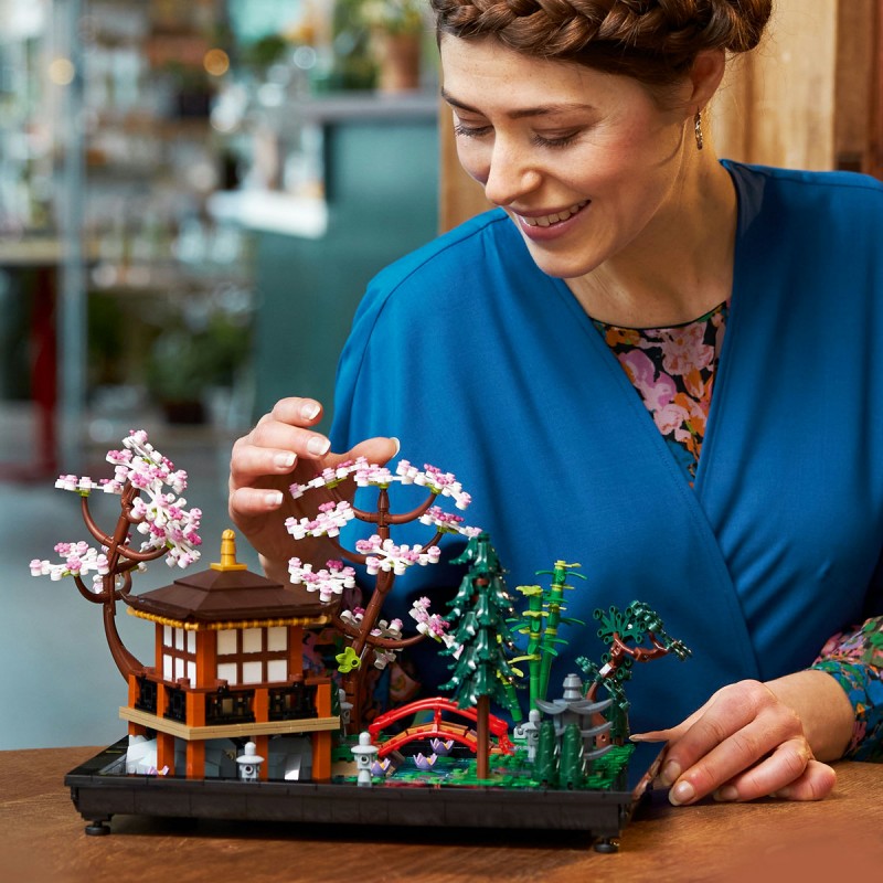 LEGO Icons (Creator Expert) - Gradina serena - 10315